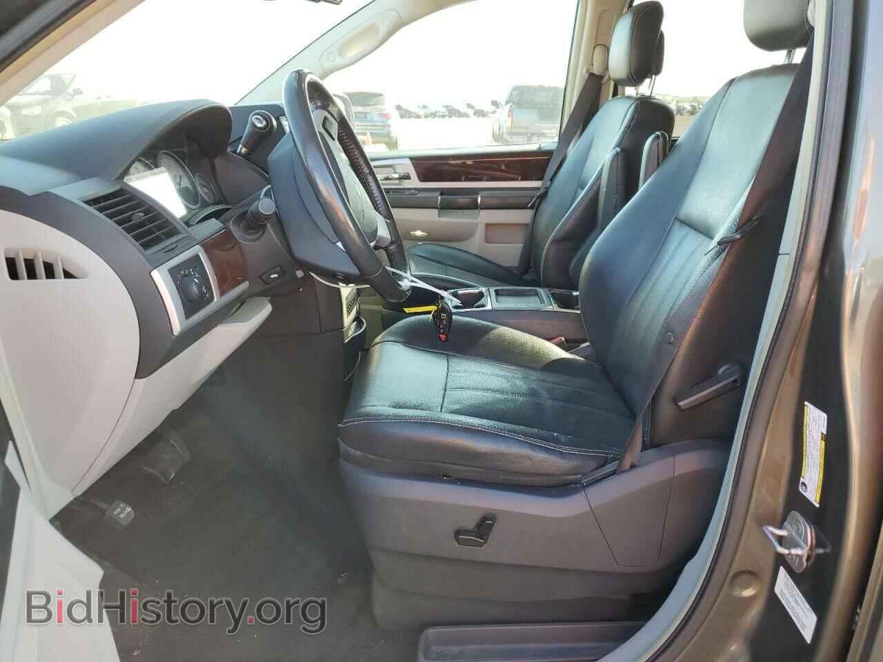 2010 CHRYSLER MINIVAN - VIN: 2A4RR8DX7AR403834 - Photo 7