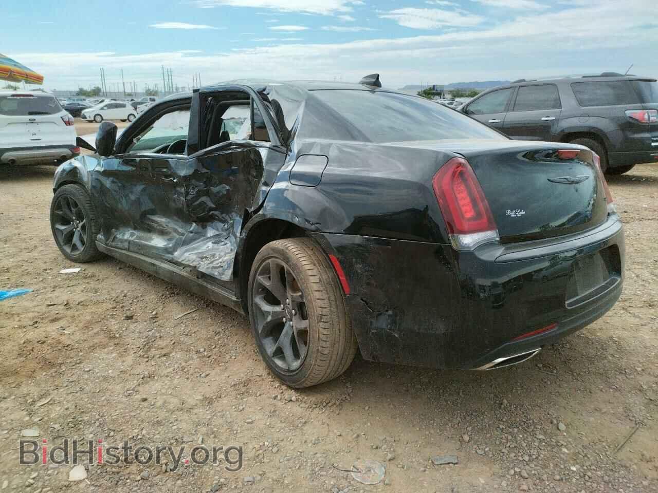 2020 CHRYSLER 300 - VIN: 2C3CCAAGXLH220708 - Фото 3