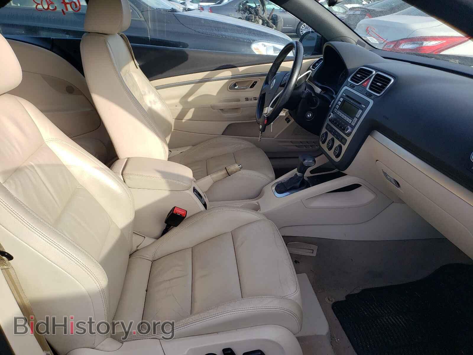 2007 VOLKSWAGEN EOS - VIN: WVWDA71F97V001249 - Photo 5