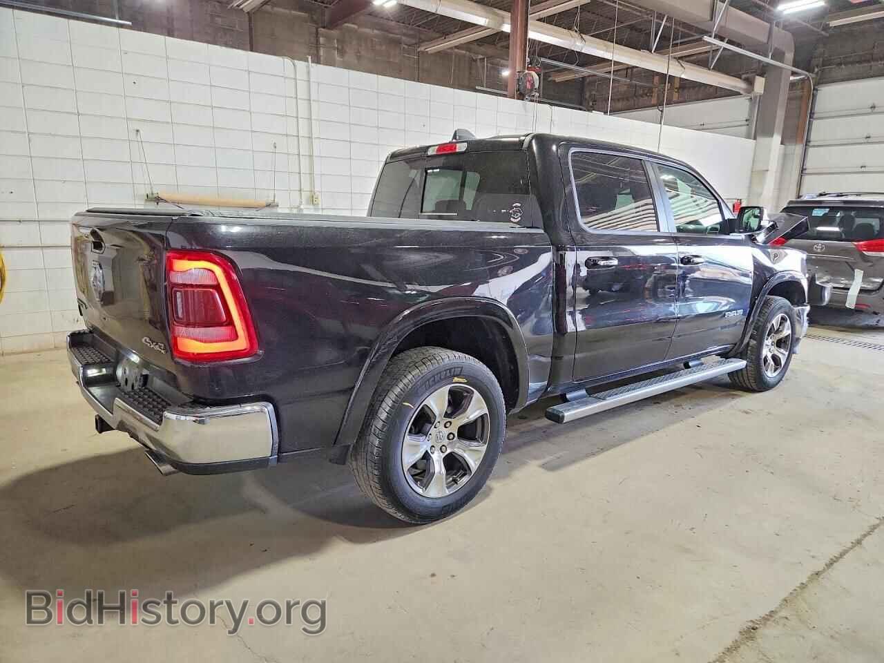 2020 RAM 1500 - VIN: 1C6SRFJT5LN266493 - Фото 3