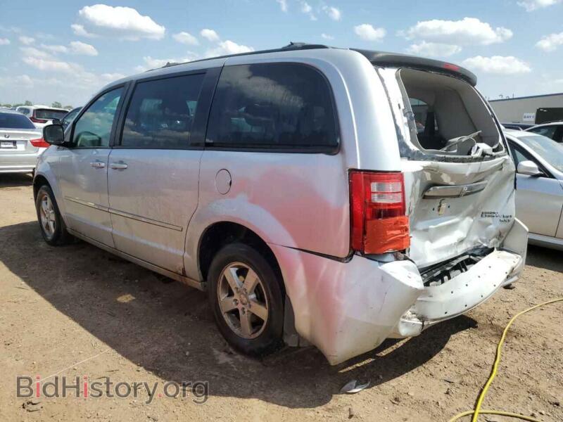 2010 Dodge CARAVAN (VIN 2D4RN5D17AR106612) — photo 2 of 13