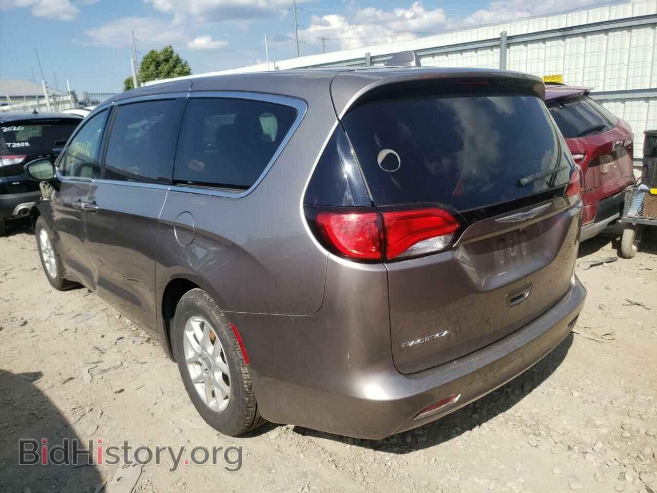 2017 CHRYSLER PACIFICA - VIN: 2C4RC1DG6HR653851 - Фото 3