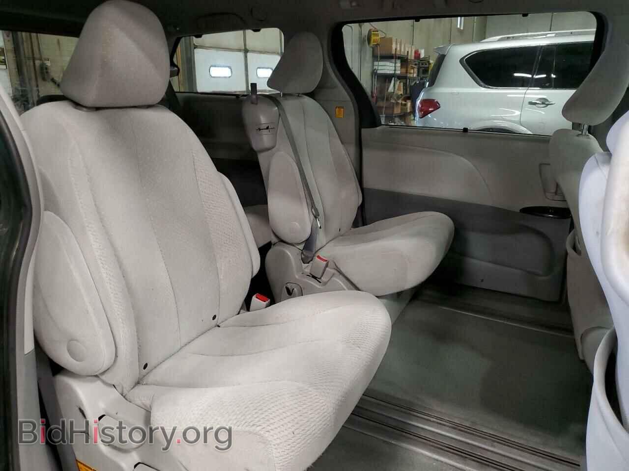 2011 TOYOTA All Models - VIN: 5TDKK3DC1BS143290 - Фото 11