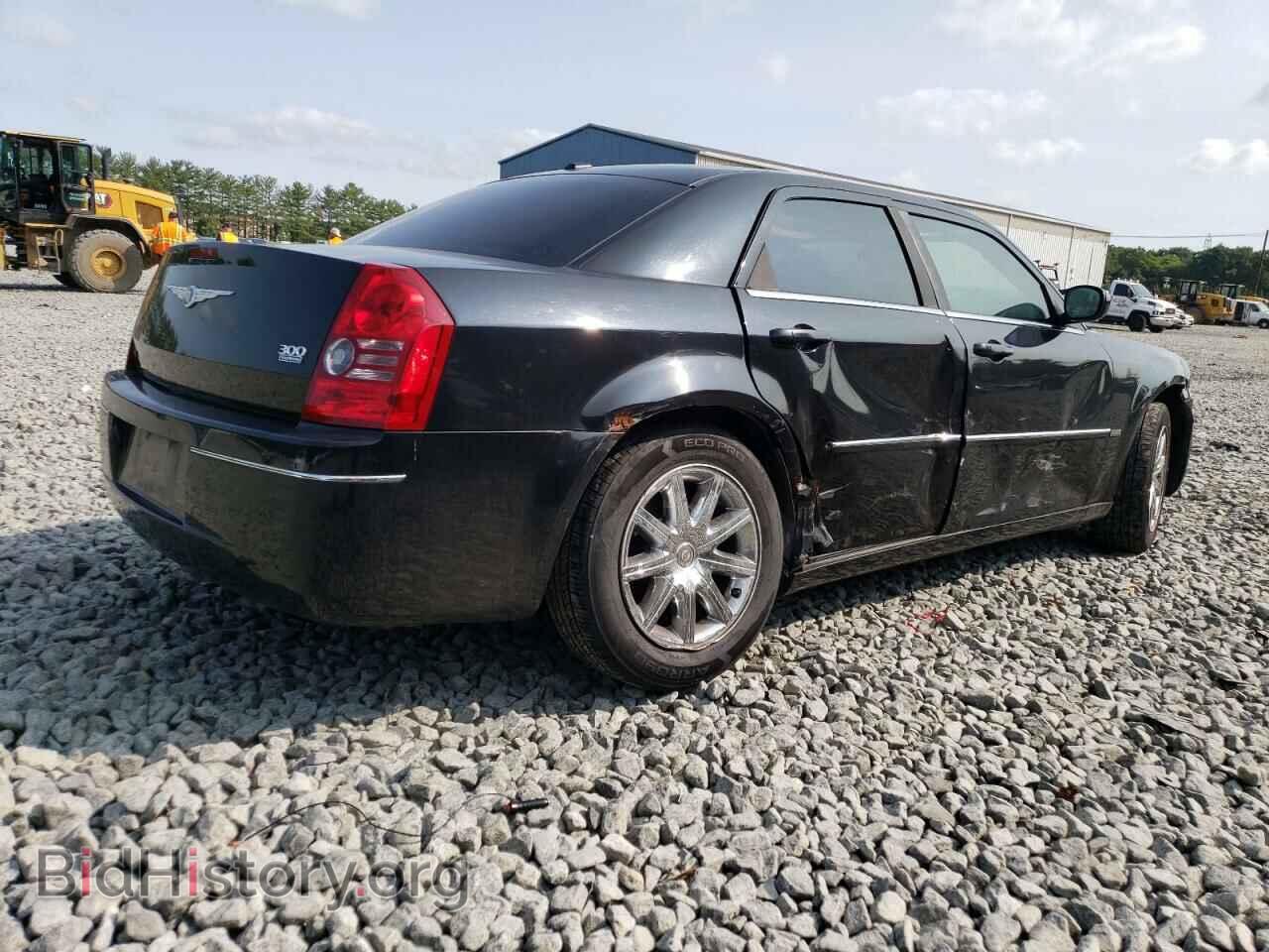 2009 CHRYSLER 300 - VIN: 2C3KA53V79H610002 - Фото 3