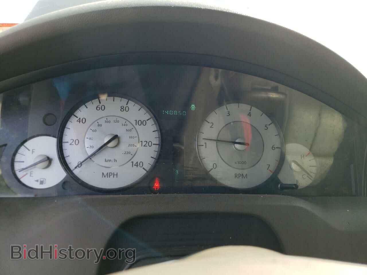 2009 CHRYSLER 300 - VIN: 2C3KA53V79H610002 - Фото 9