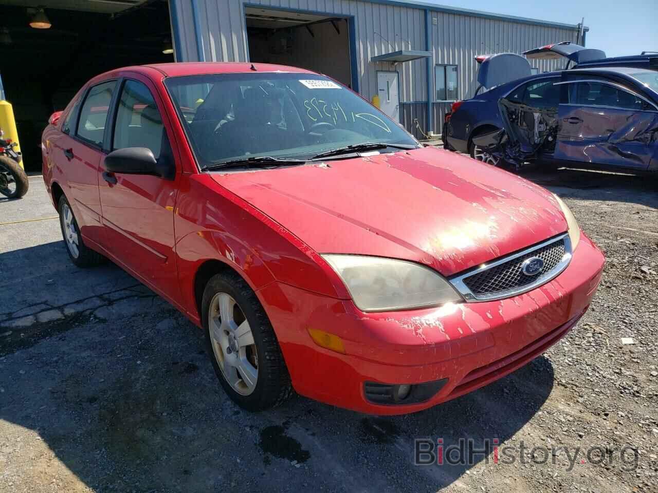 Photo 1FAHP34N67W179146 - FORD FOCUS 2007