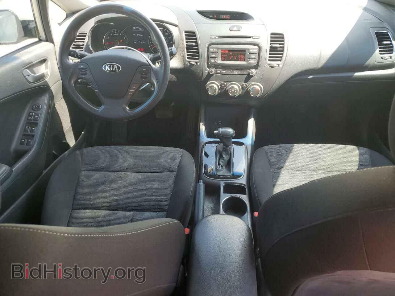 2017 KIA FORTE - VIN: 3KPFK4A78HE022919 - Фото 8