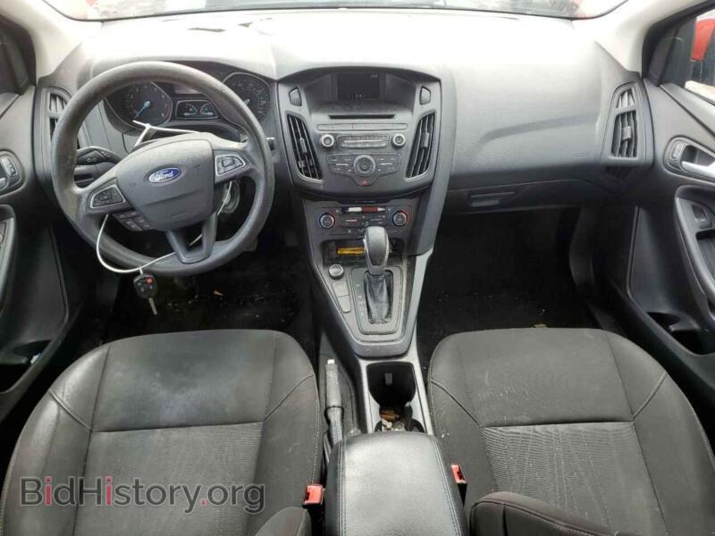 2017 Ford FOCUS (VIN 1FADP3FE3HL221688) — photo 8 of 12