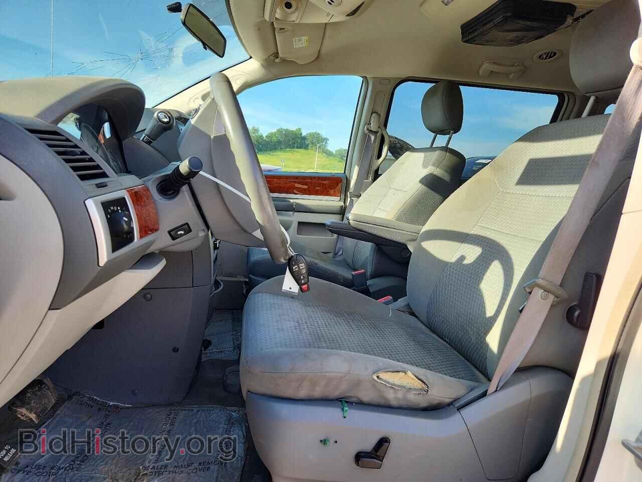 2009 CHRYSLER MINIVAN - VIN: 2A8HR54179R585065 - Фото 7