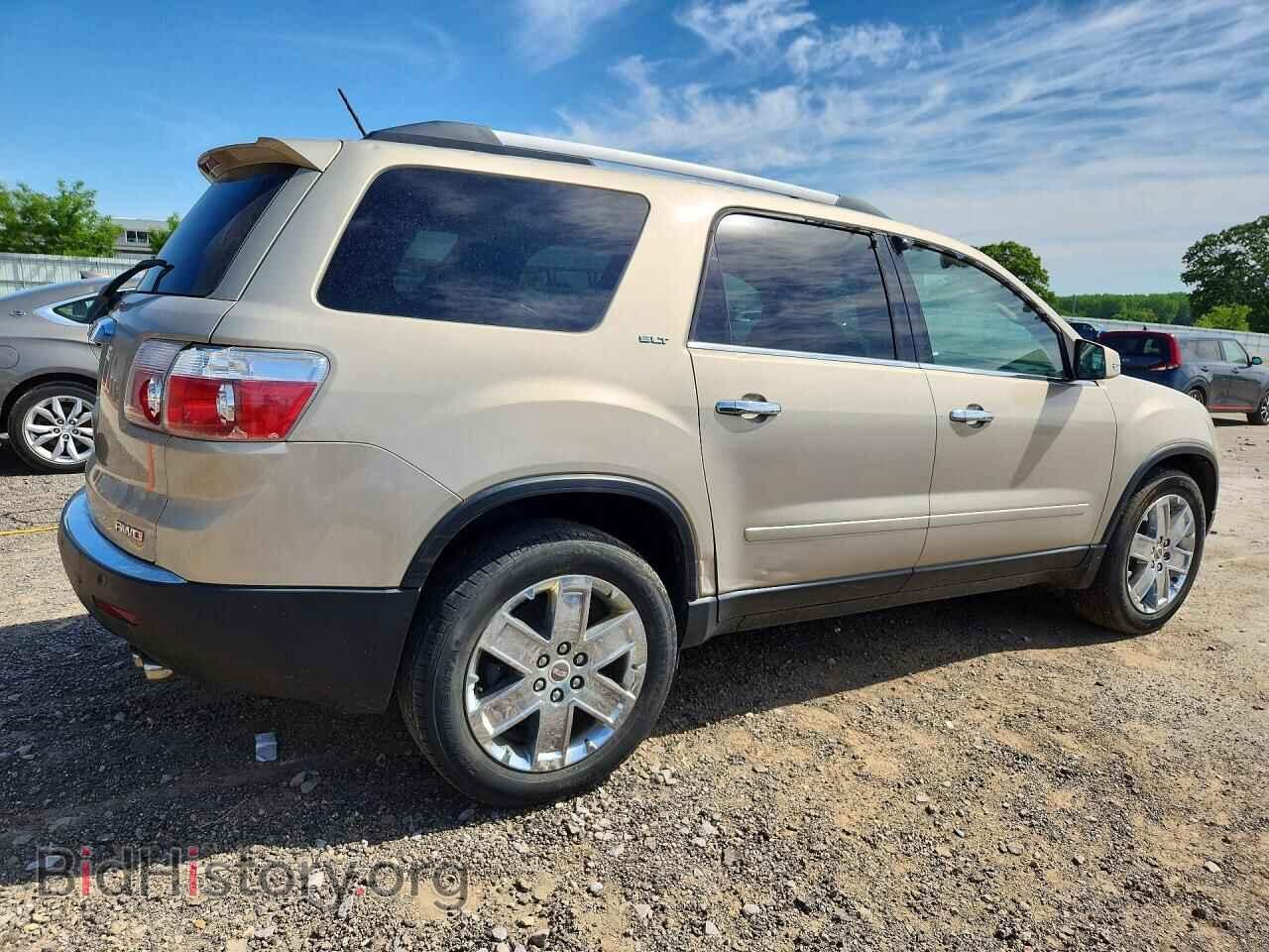 2010 GMC ACADIA - VIN: 1GKLVNED3AJ188150 - Photo 3