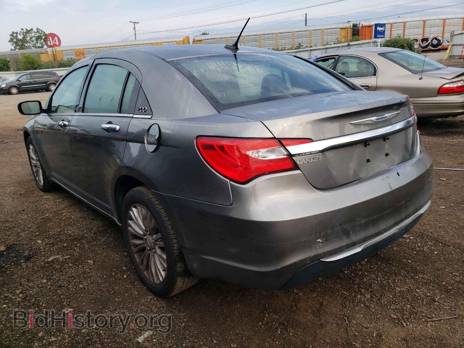2012 CHRYSLER 200 - VIN: 1C3CCBCB2CN211371 - Фото 3