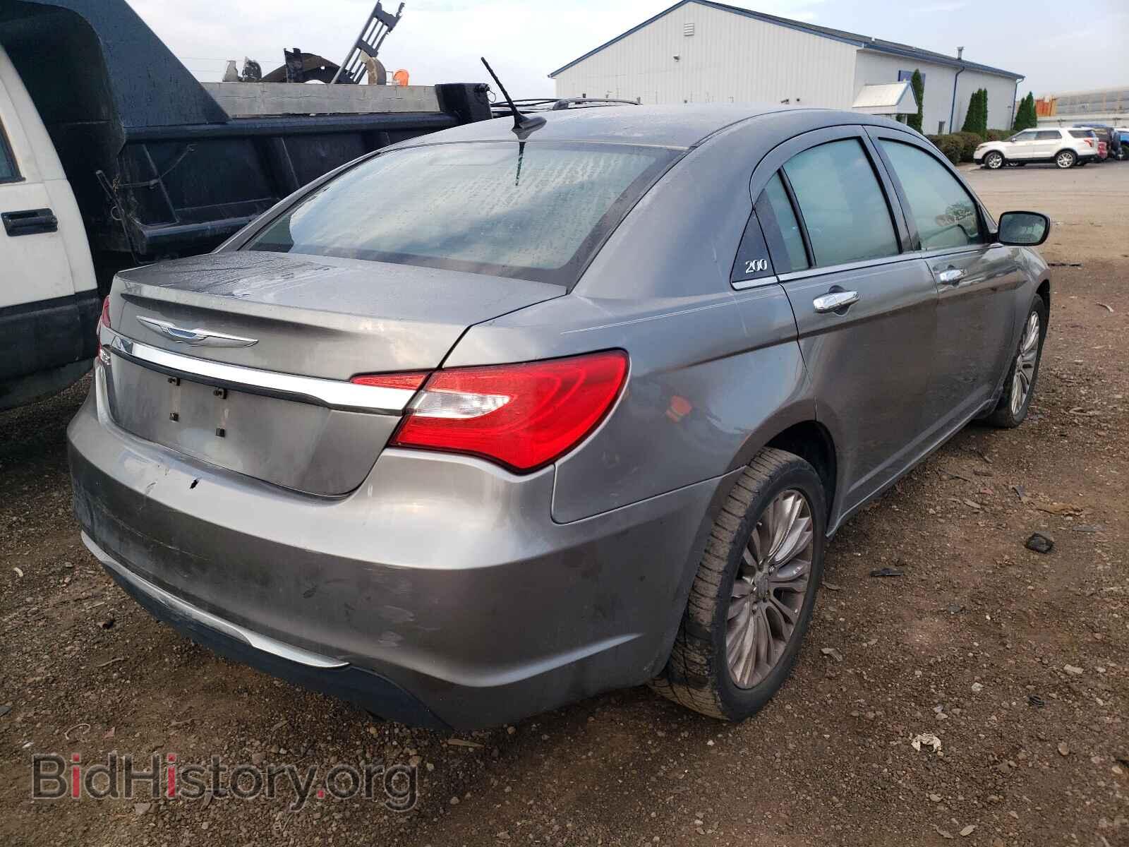 2012 CHRYSLER 200 - VIN: 1C3CCBCB2CN211371 - Фото 4