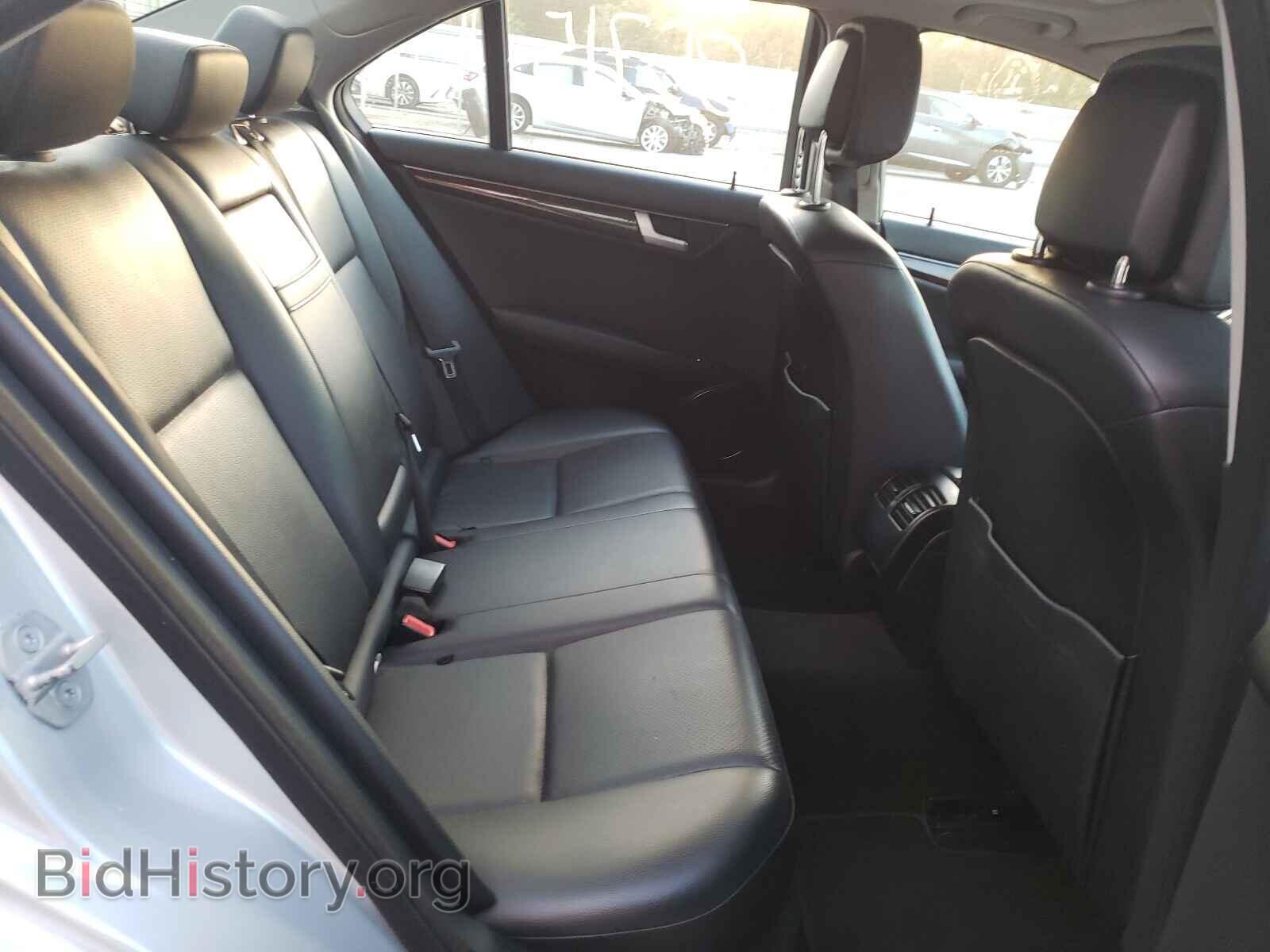 2012 MERCEDES-BENZ C-CLASS - VIN: WDDGF8BB5CA648707 - Фото 6
