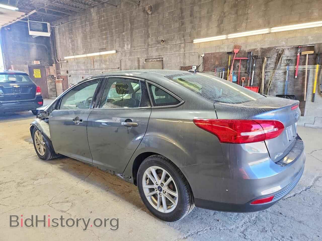 2016 FORD FOCUS - VIN: 1FADP3F23GL390419 - Фото 2