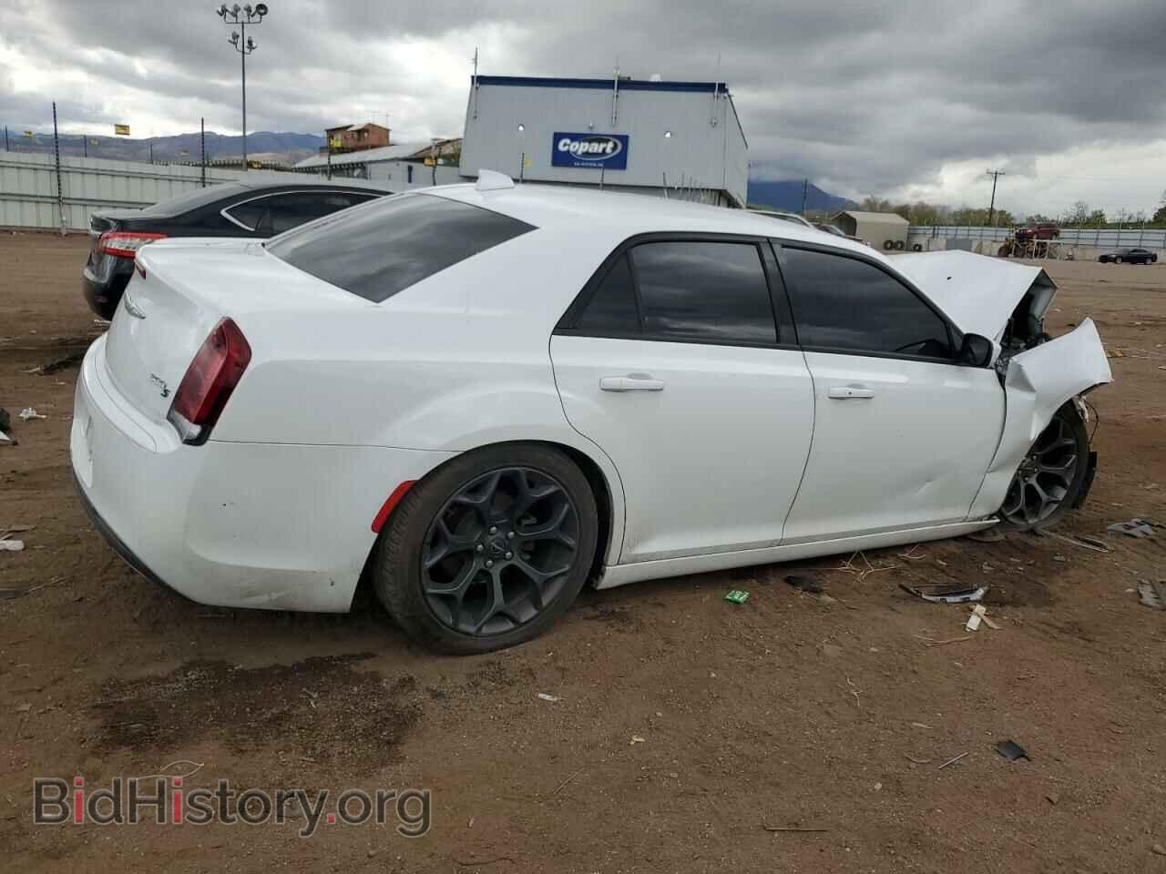 2019 CHRYSLER 300 - VIN: 2C3CCABG8KH515075 - Фото 3