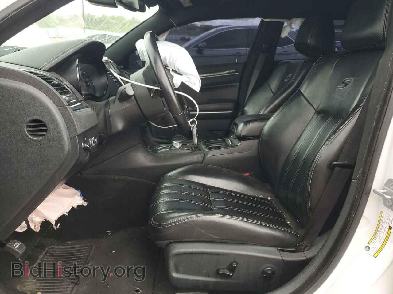 2019 CHRYSLER 300 - VIN: 2C3CCABG8KH515075 - Фото 7