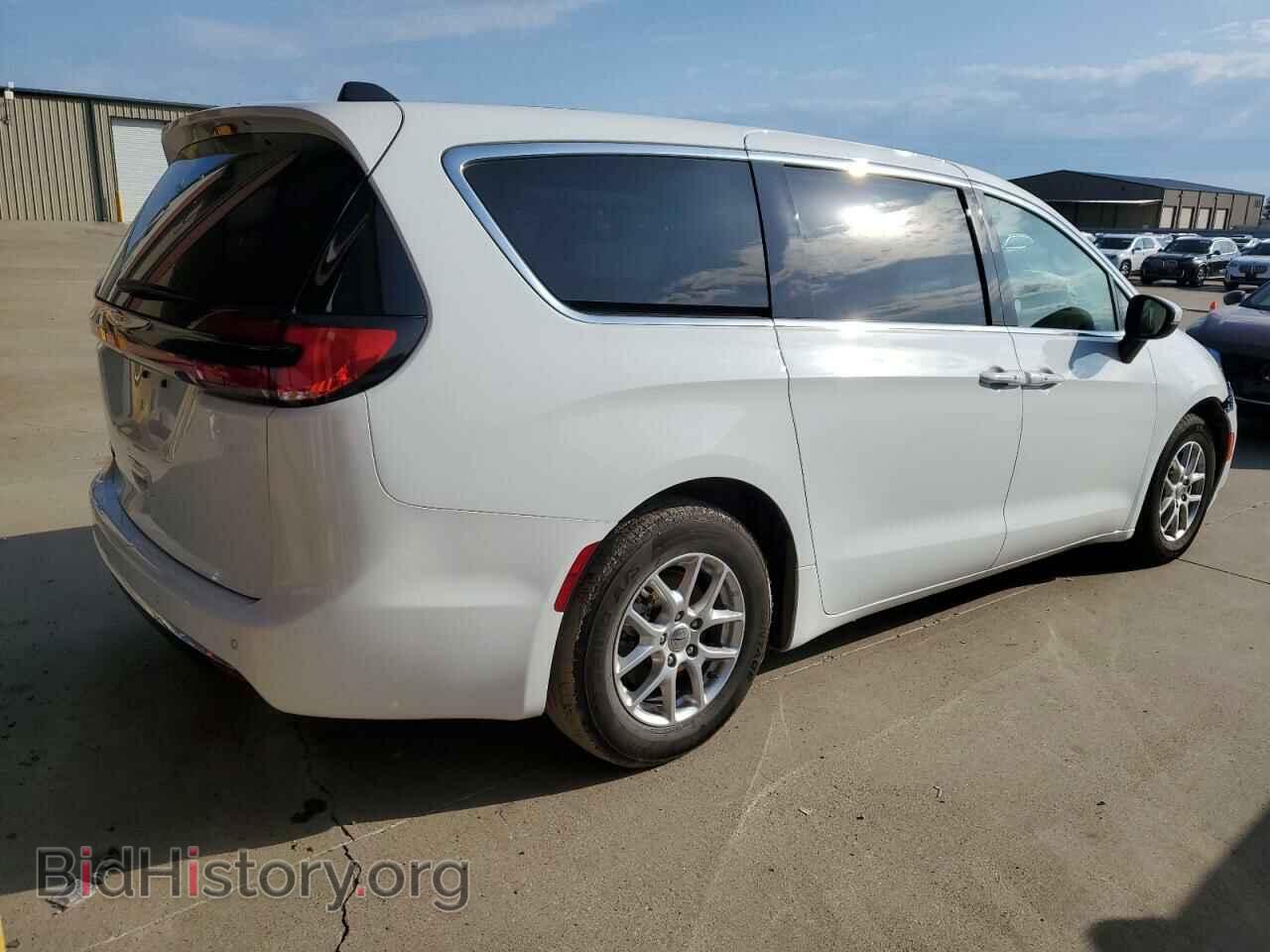 2023 CHRYSLER PACIFICA - VIN: 2C4RC1BG3PR577491 - Photo 3