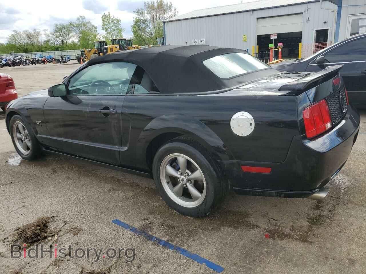 2007 FORD MUSTANG - VIN: 1ZVFT85H275252373 - Фото 2