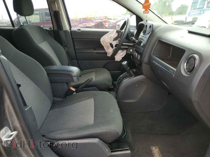 2012 Jeep COMPASS (VIN 1C4NJDBB6CD539793) — photo 5 of 10