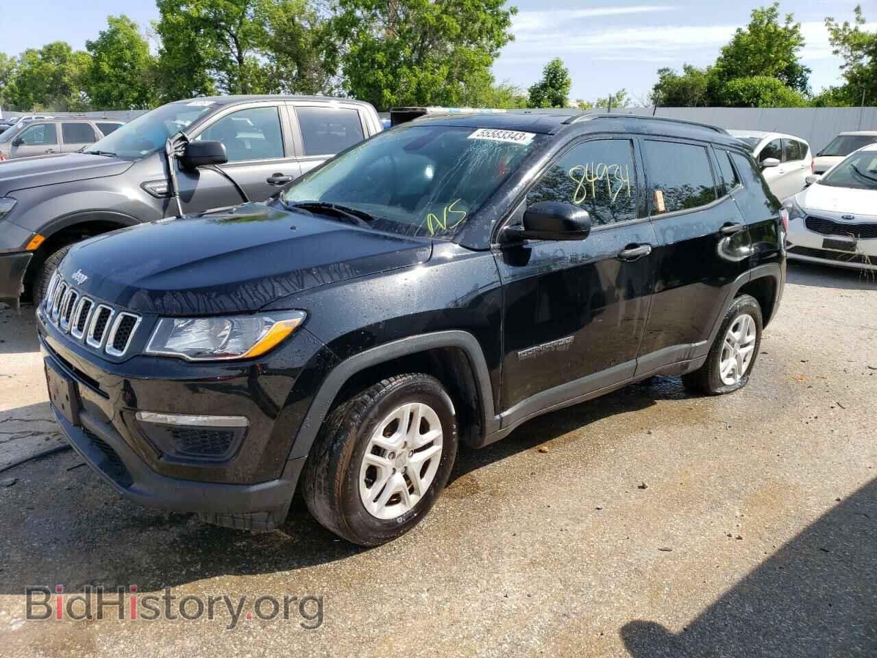 Фотография 3C4NJCAB8JT122856 - JEEP COMPASS 2018