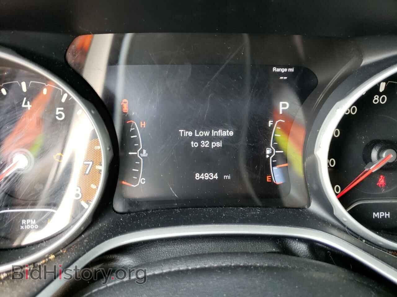 2018 JEEP COMPASS - VIN: 3C4NJCAB8JT122856 - Photo 9