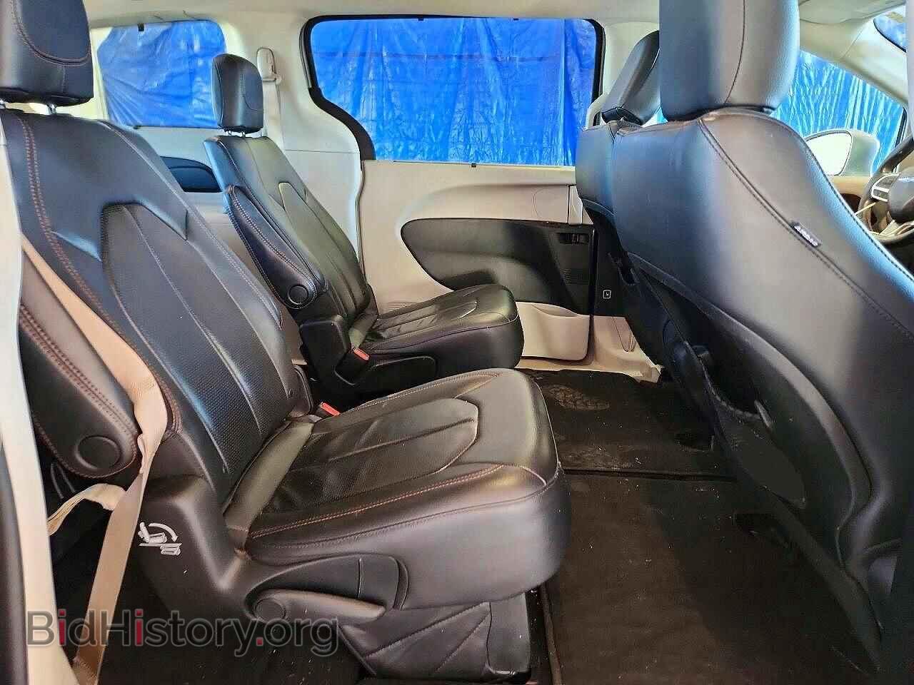 2018 CHRYSLER PACIFICA - VIN: 2C4RC1BG1JR120492 - Photo 11
