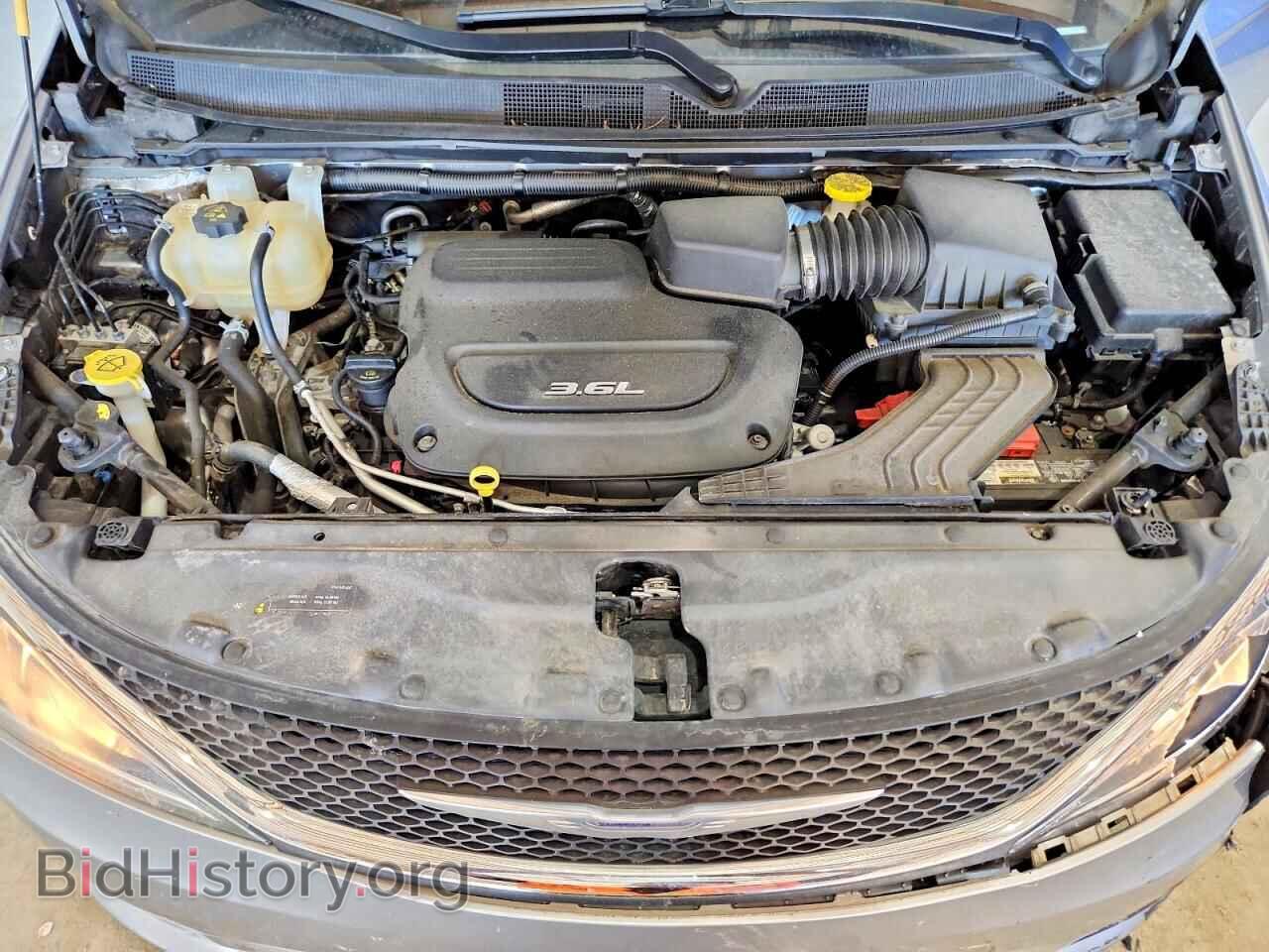 2018 CHRYSLER PACIFICA - VIN: 2C4RC1BG1JR120492 - Photo 12