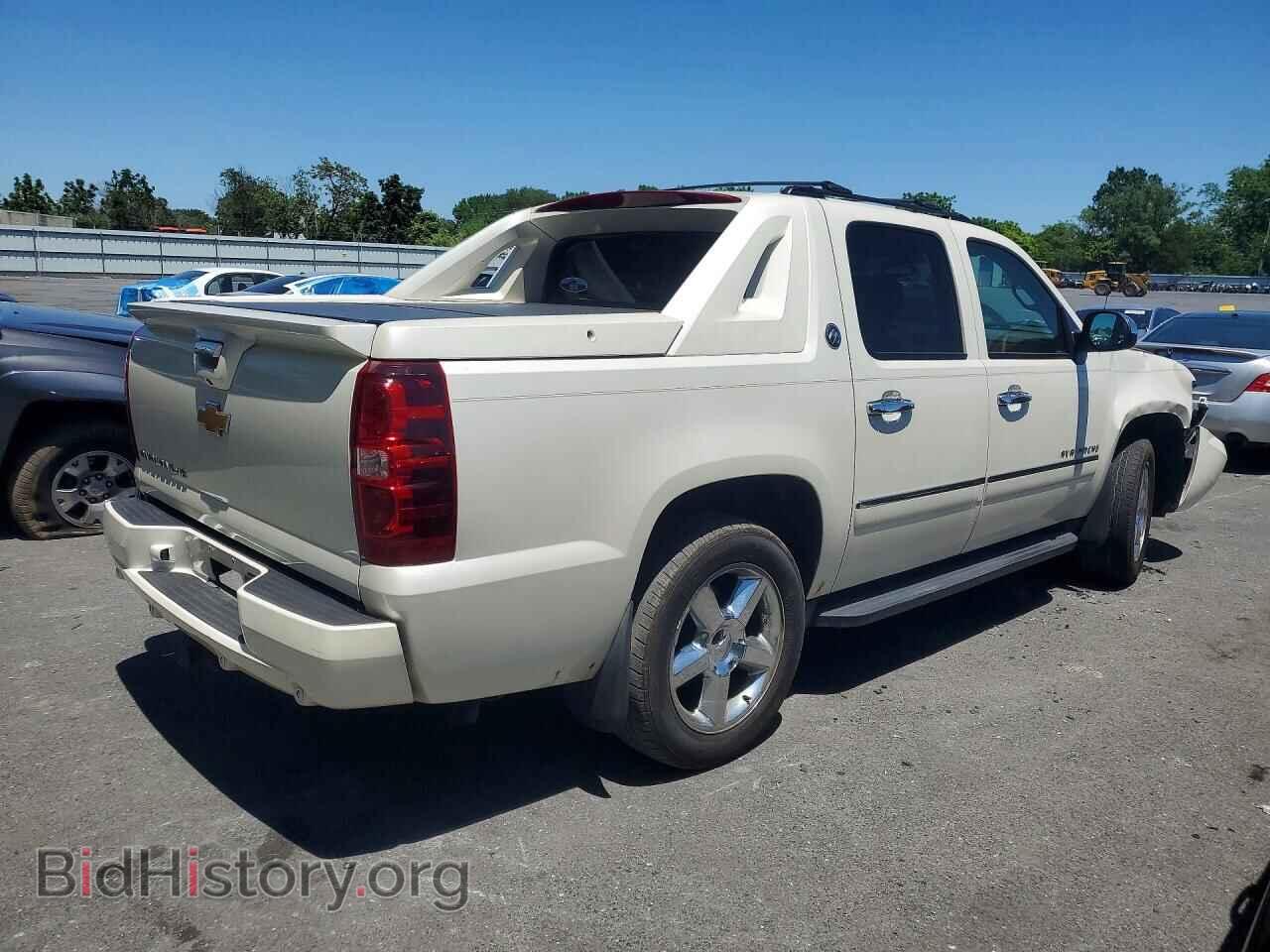 2013 CHEVROLET AVALANCHE - VIN: 3GNTKGE77DG169673 - Фото 3