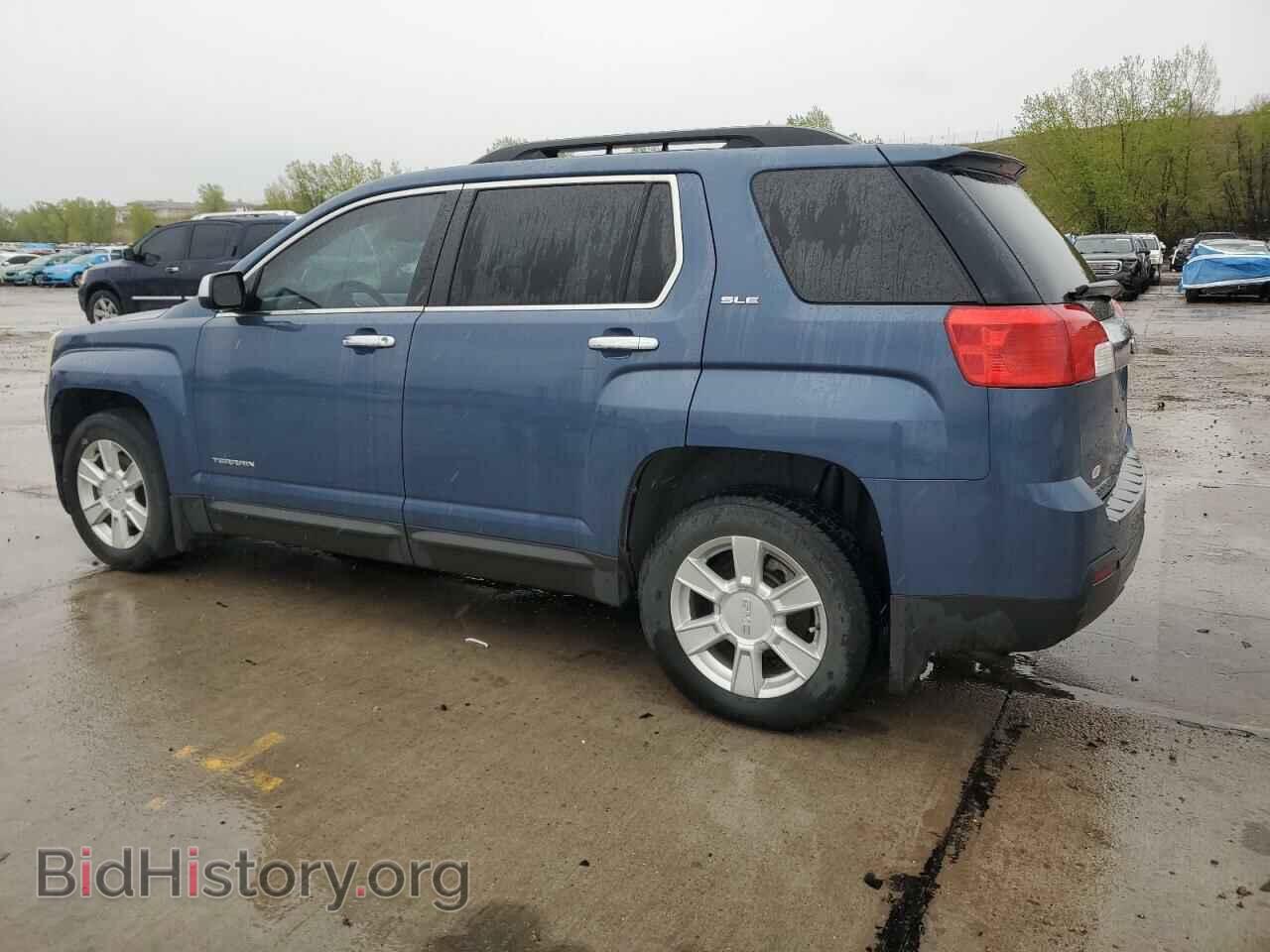 2011 GMC TERRAIN - VIN: 2CTFLTEC7B6223205 - Photo 2