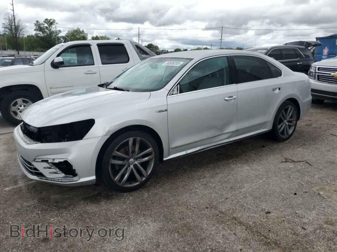 Photo 1VWDT7A36HC052606 - VOLKSWAGEN PASSAT 2017