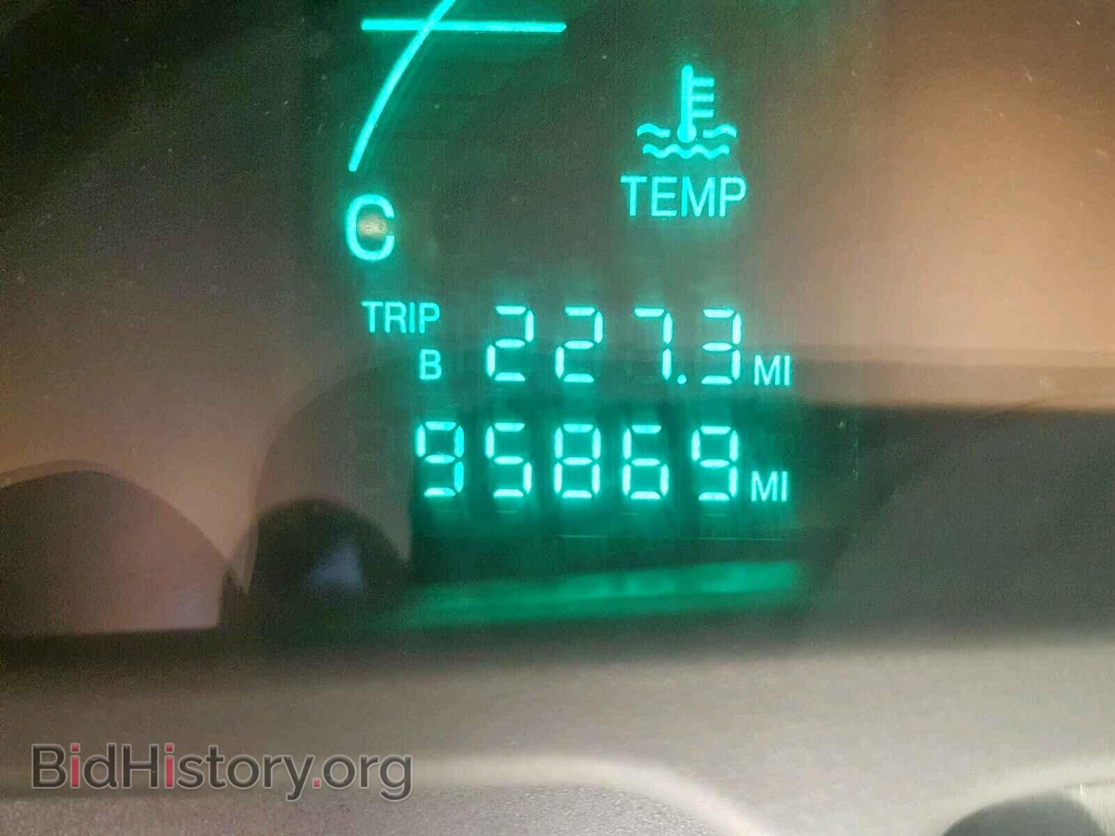 2004 CADILLAC DEVILLE - VIN: 1G6KD54Y34U124923 - Photo 8