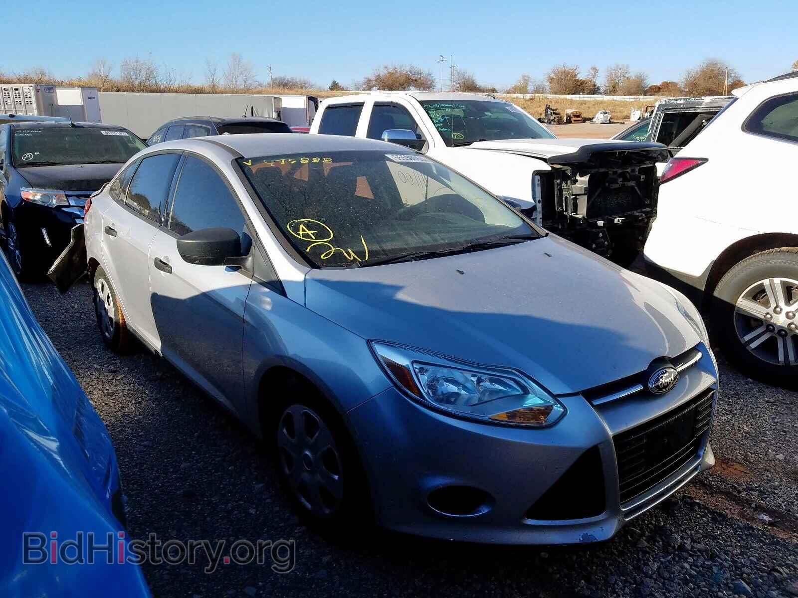 Photo 1FAHP3E27CL475888 - FORD FOCUS 2012