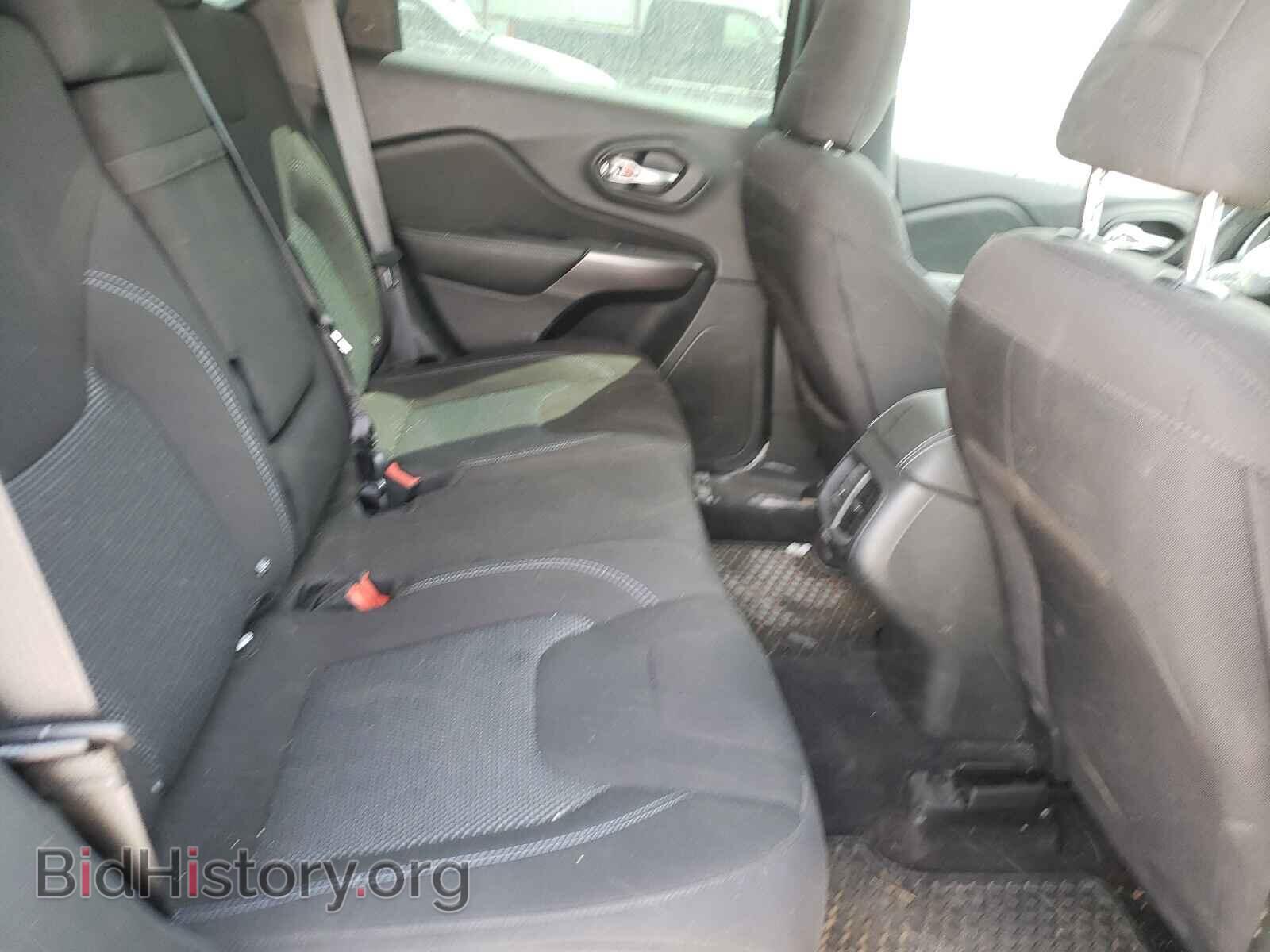 2019 JEEP CHEROKEE - VIN: 1C4PJLCB9KD134415 - Фото 6