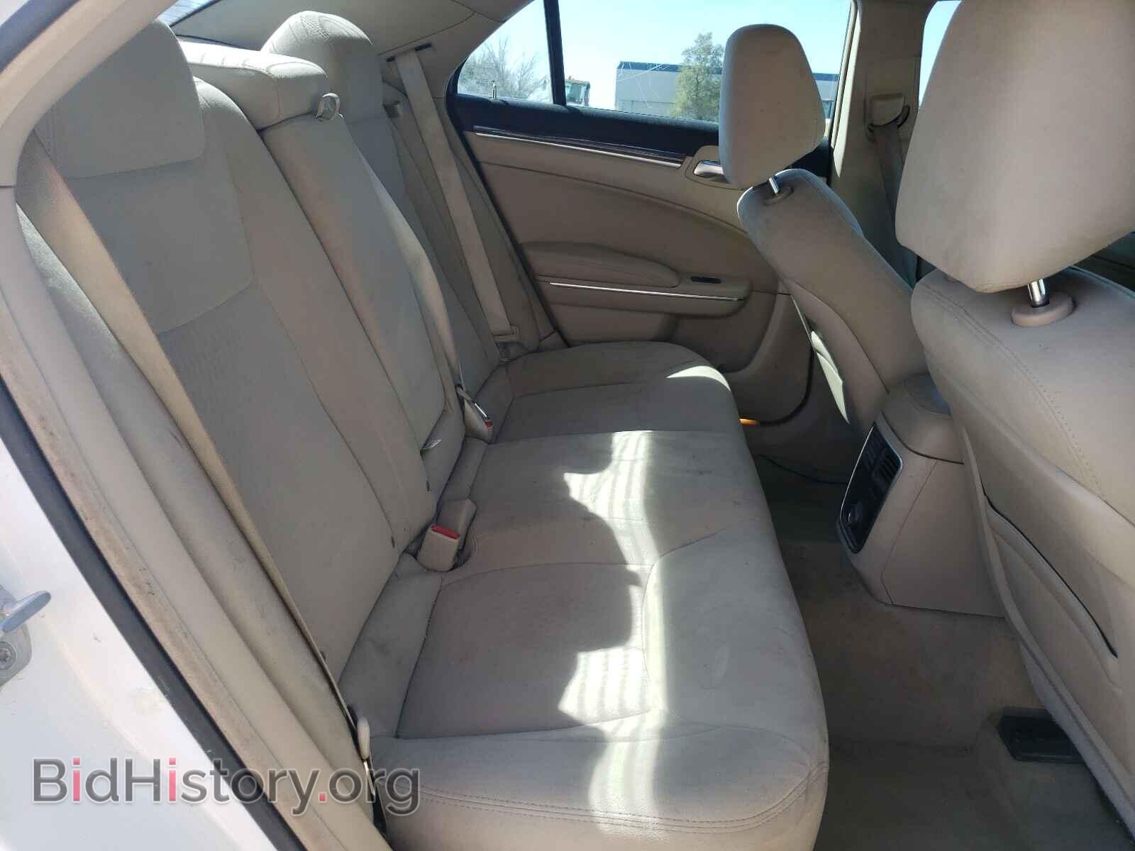 2012 CHRYSLER 300 - VIN: 2C3CCAAG3CH166023 - Фото 6