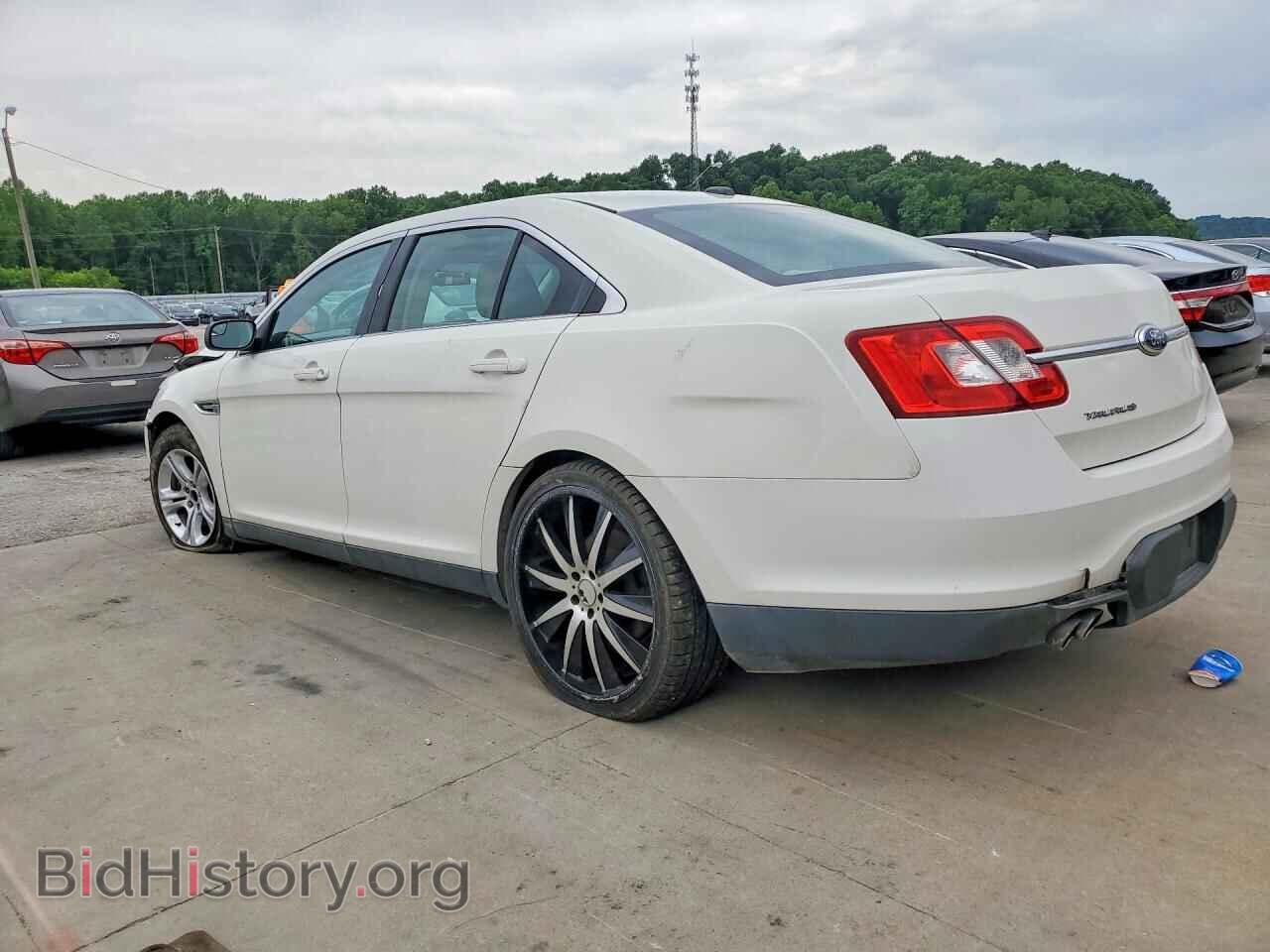 2012 FORD TAURUS - VIN: 1FAHP2DW1CG111568 - Photo 2