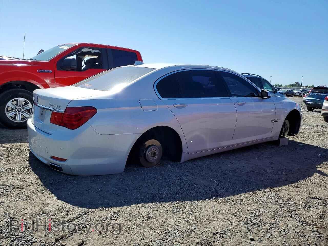 2011 BMW 7 SERIES - VIN: WBAKB4C52BC574261 - Фото 3
