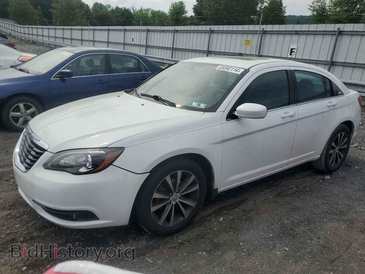 Фотография 1C3CCBHG5CN121801 - CHRYSLER 200 2012