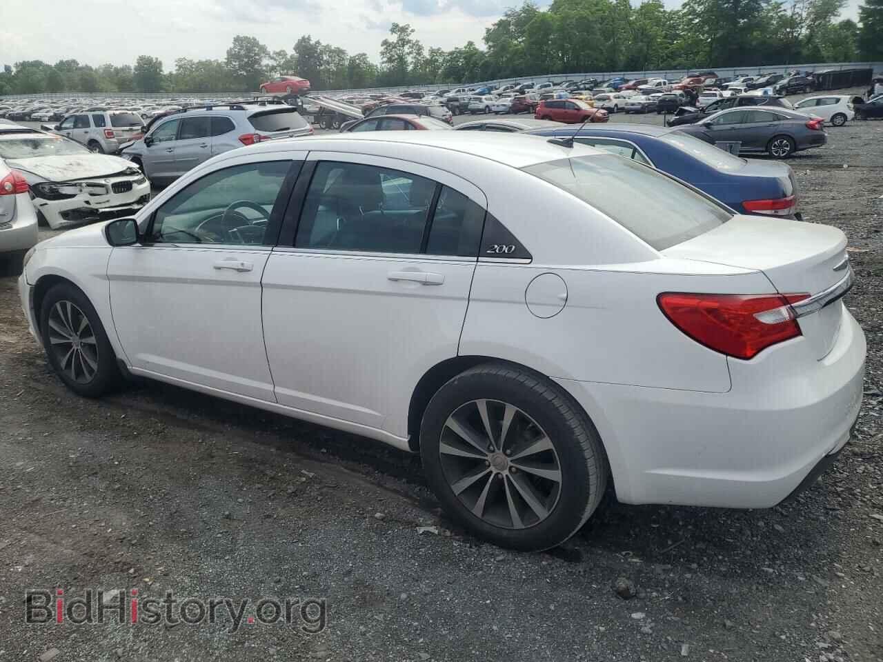 2012 CHRYSLER 200 - VIN: 1C3CCBHG5CN121801 - Фото 2
