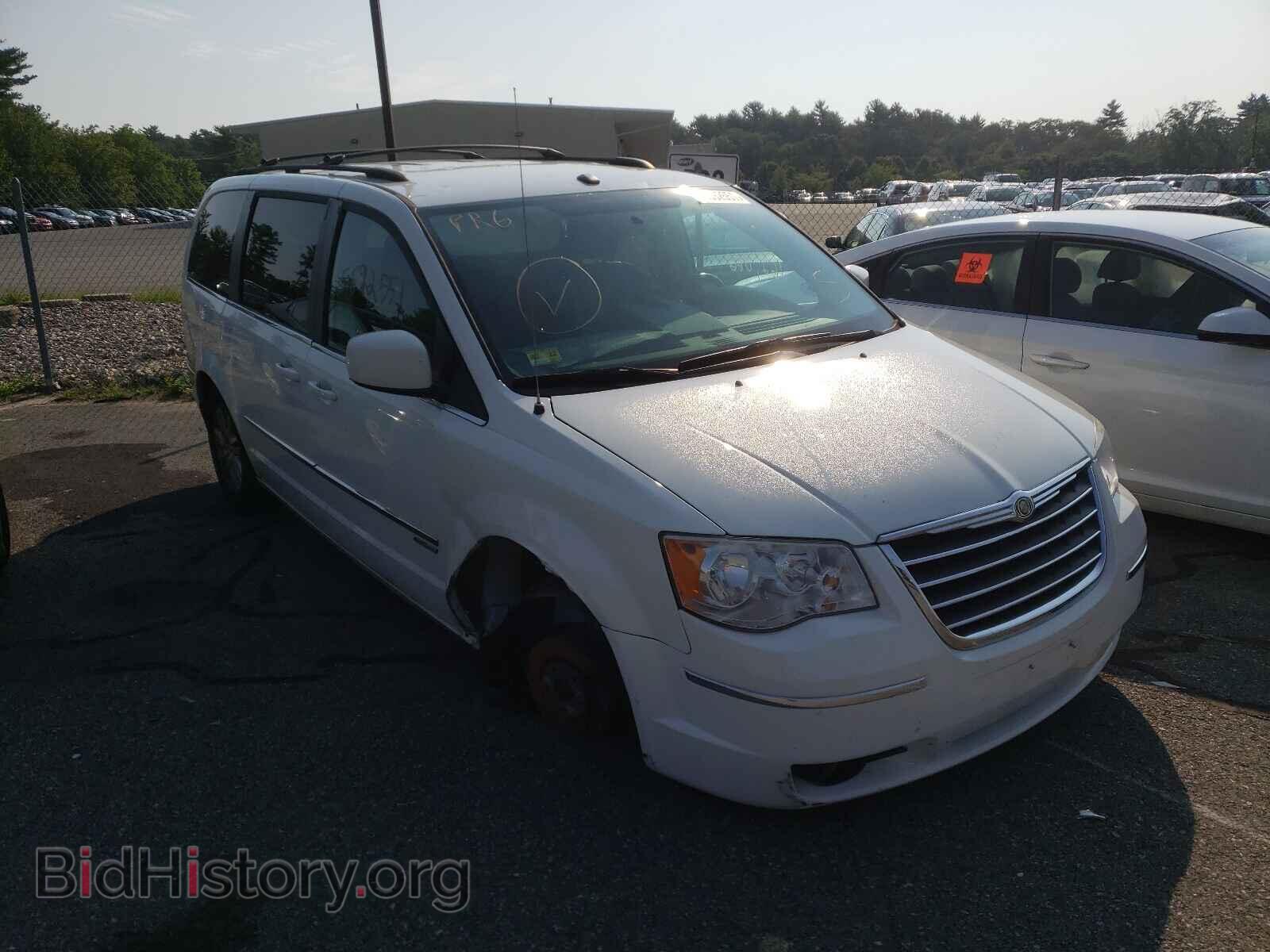 Фотография 2A4RR5DX5AR291002 - CHRYSLER MINIVAN 2010