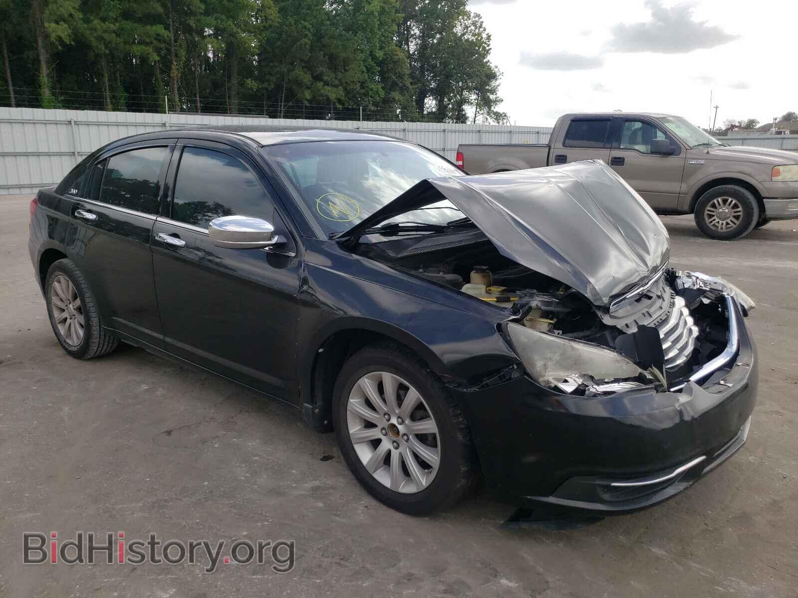 Photo 1C3BC1FB6BN542910 - CHRYSLER 200 2011