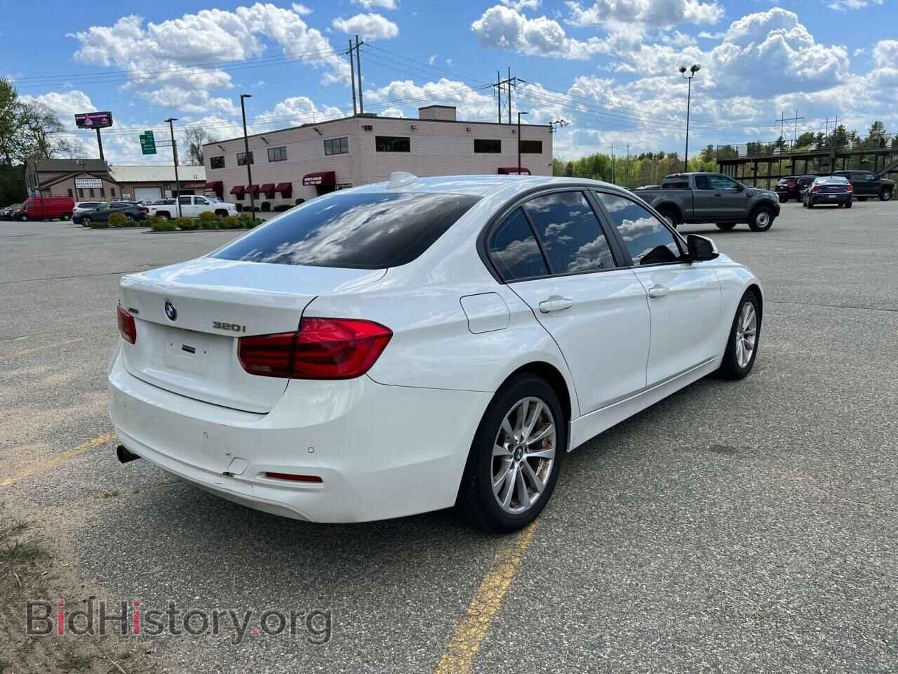 2016 BMW 3 SERIES - VIN: WBA8E5G53GNU19862 - Фото 4