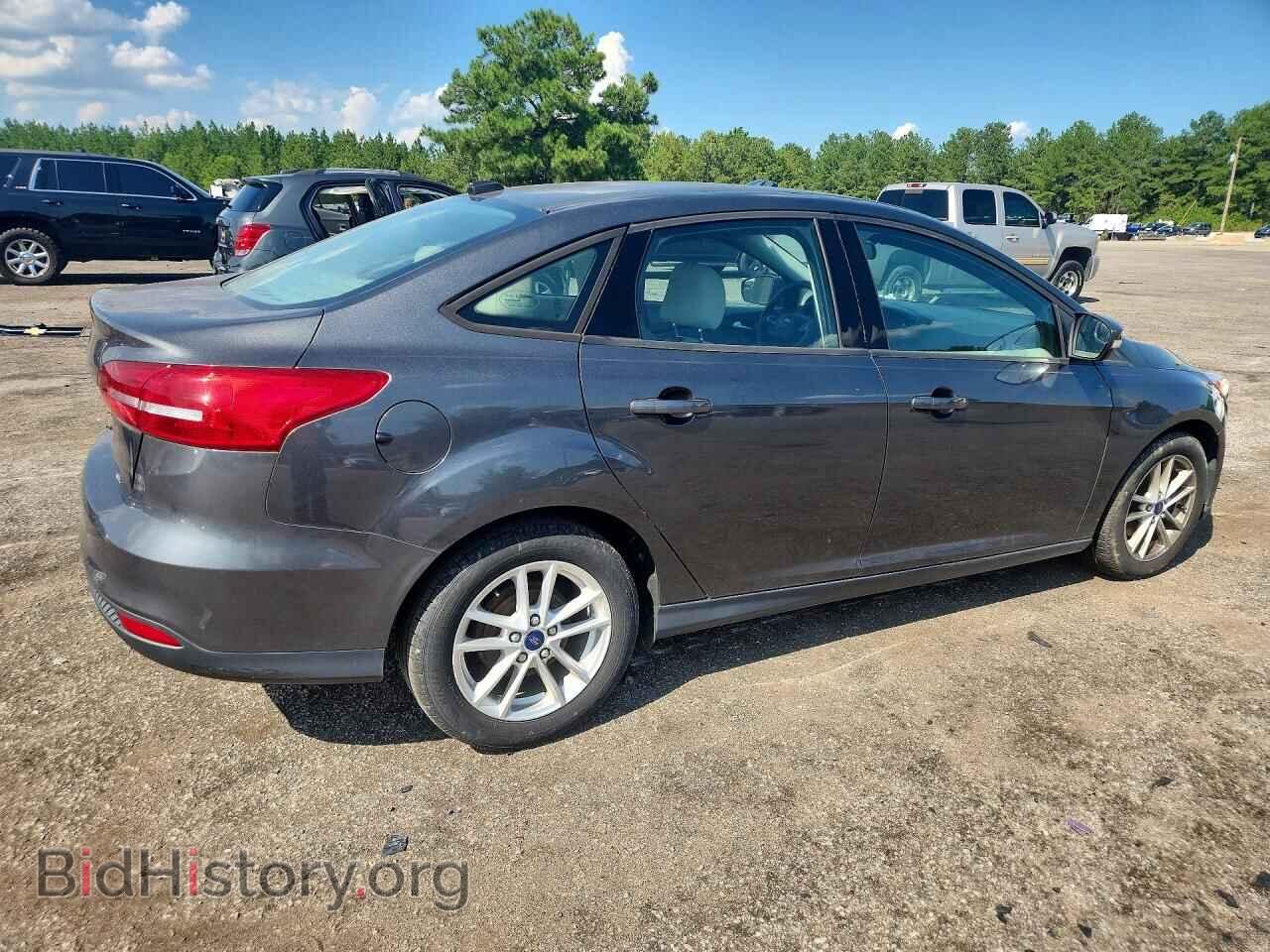 2017 FORD FOCUS - VIN: 1FADP3F27HL212529 - Фото 3
