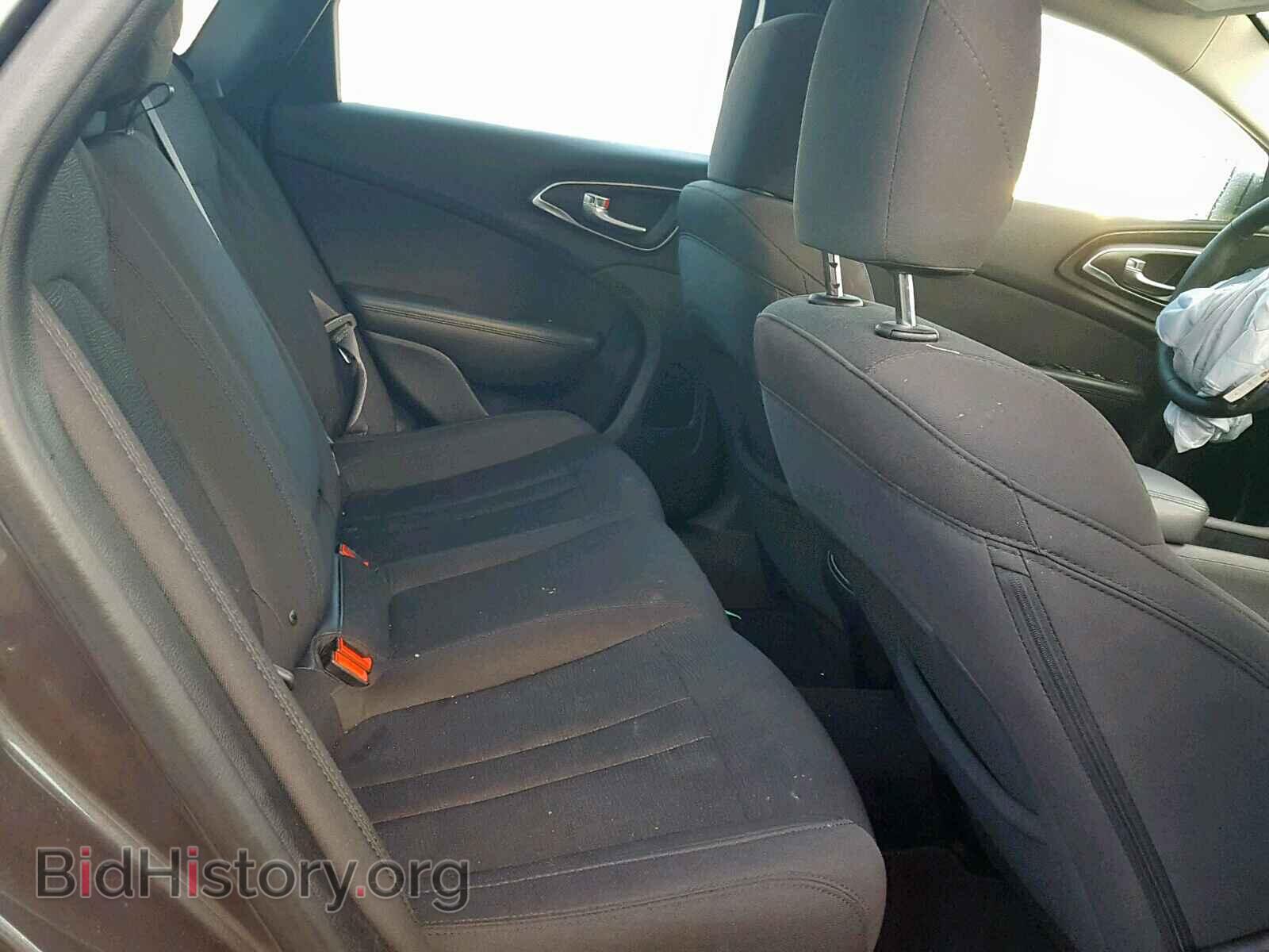 2016 CHRYSLER 200 - VIN: 1C3CCCAB9GN111136 - Фото 6