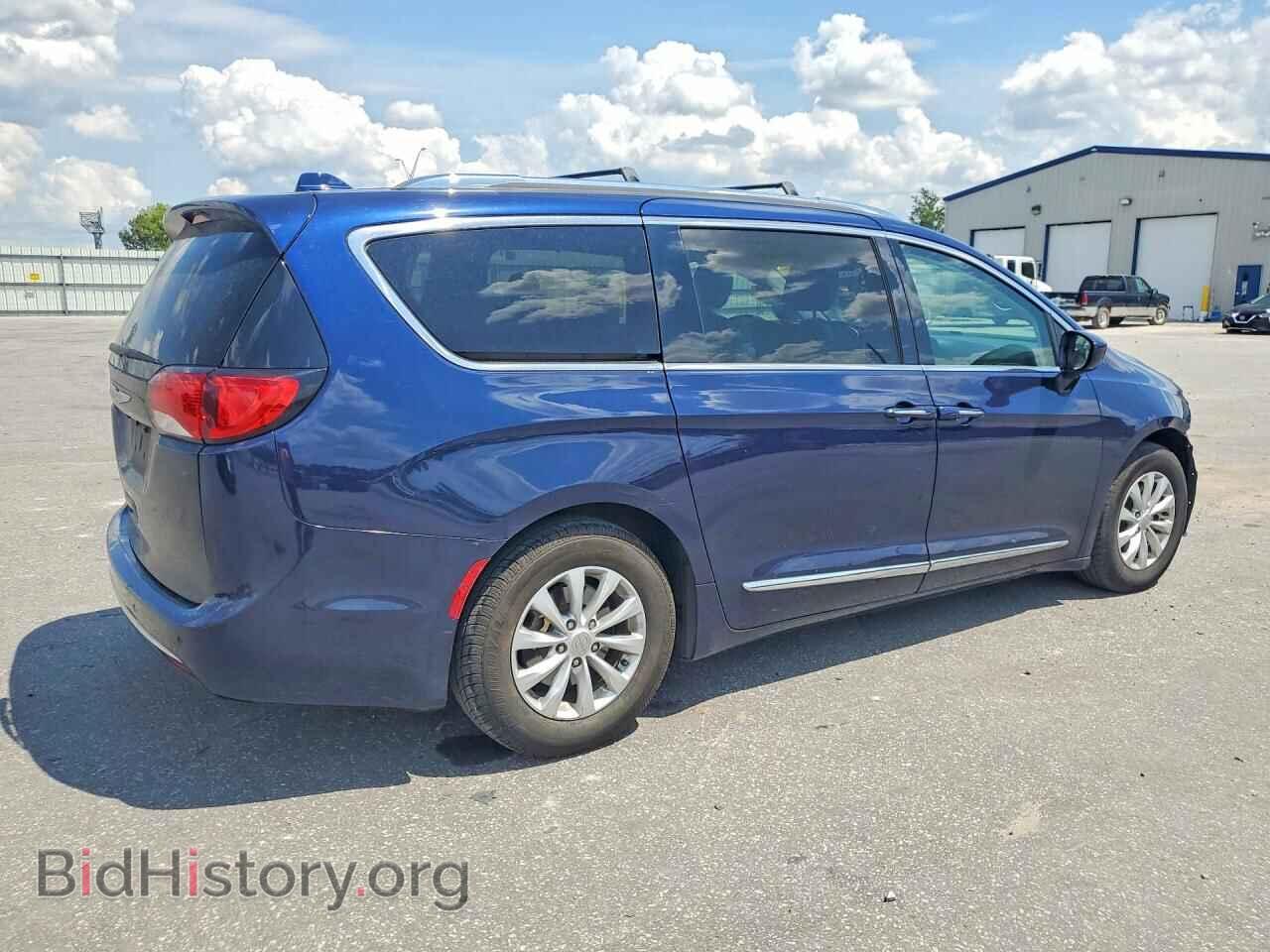 2018 CHRYSLER PACIFICA - VIN: 2C4RC1EG0JR293139 - Фото 3