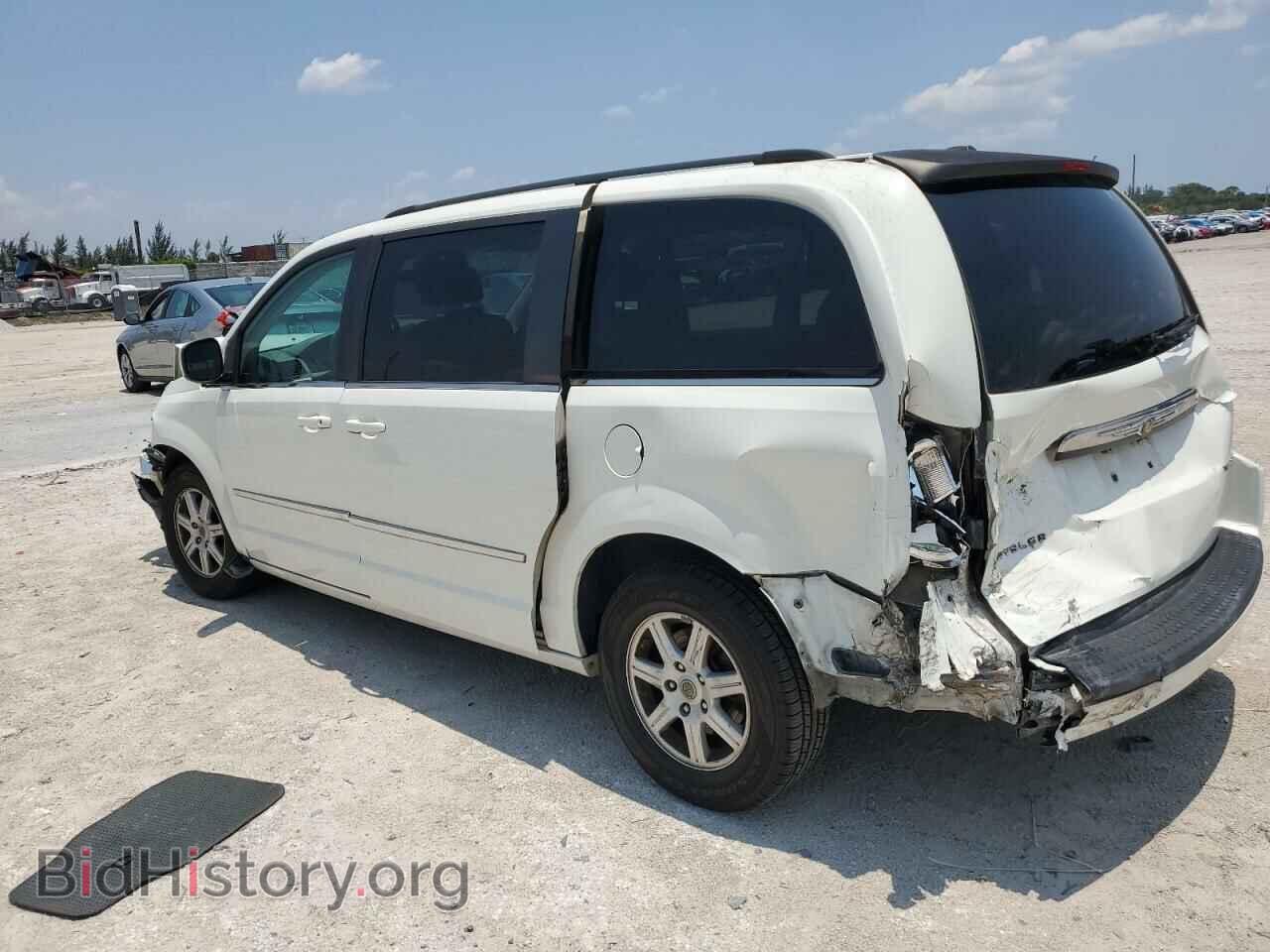 2010 CHRYSLER MINIVAN - VIN: 2A4RR5D17AR337022 - Photo 2