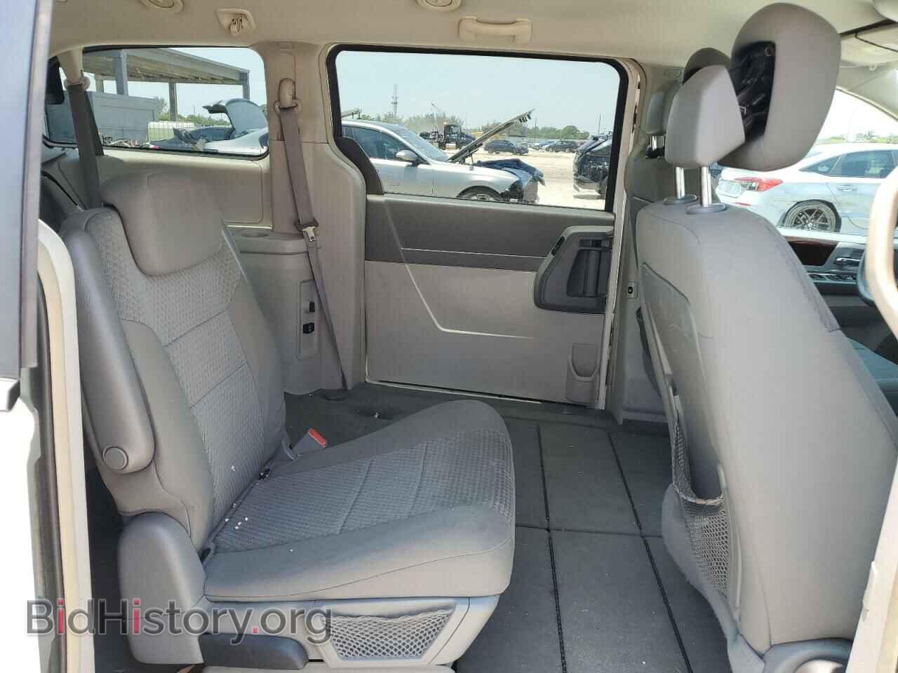 2010 CHRYSLER MINIVAN - VIN: 2A4RR5D17AR337022 - Photo 11
