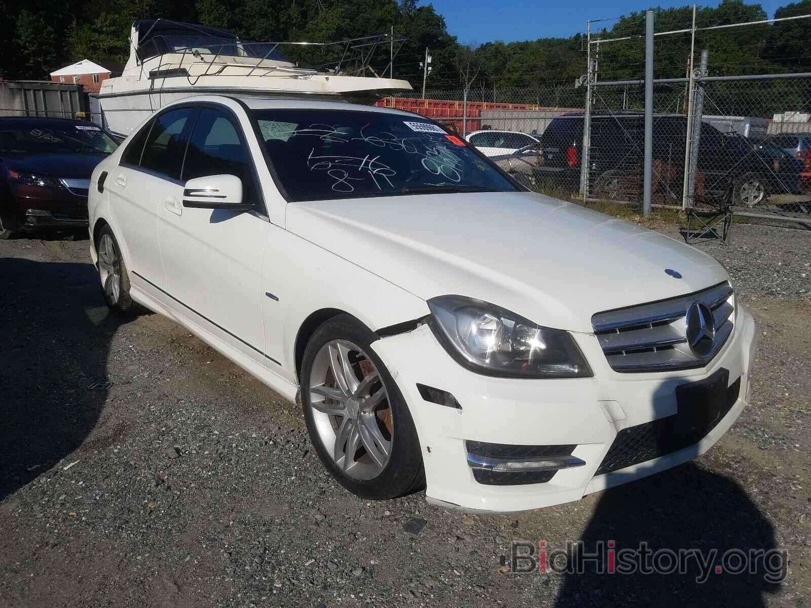 Photo WDDGF4HB6CA626036 - MERCEDES-BENZ C-CLASS 2012