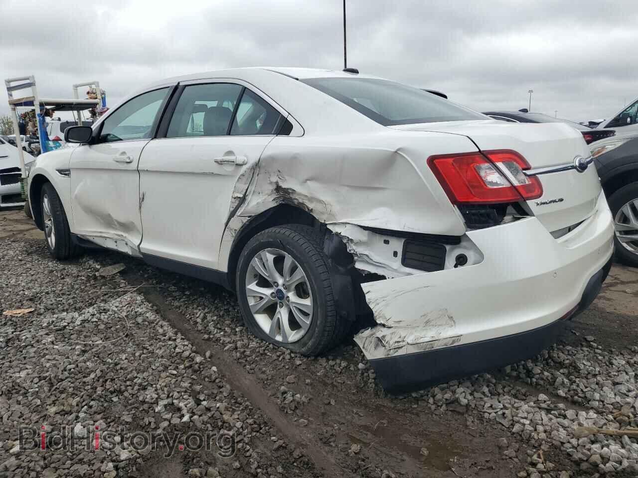 2012 FORD TAURUS - VIN: 1FAHP2EW1CG123458 - Фото 2