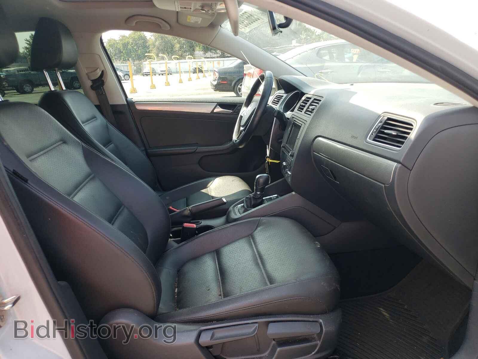 2017 VOLKSWAGEN JETTA - VIN: 3VWDB7AJ1HM363649 - Фото 5
