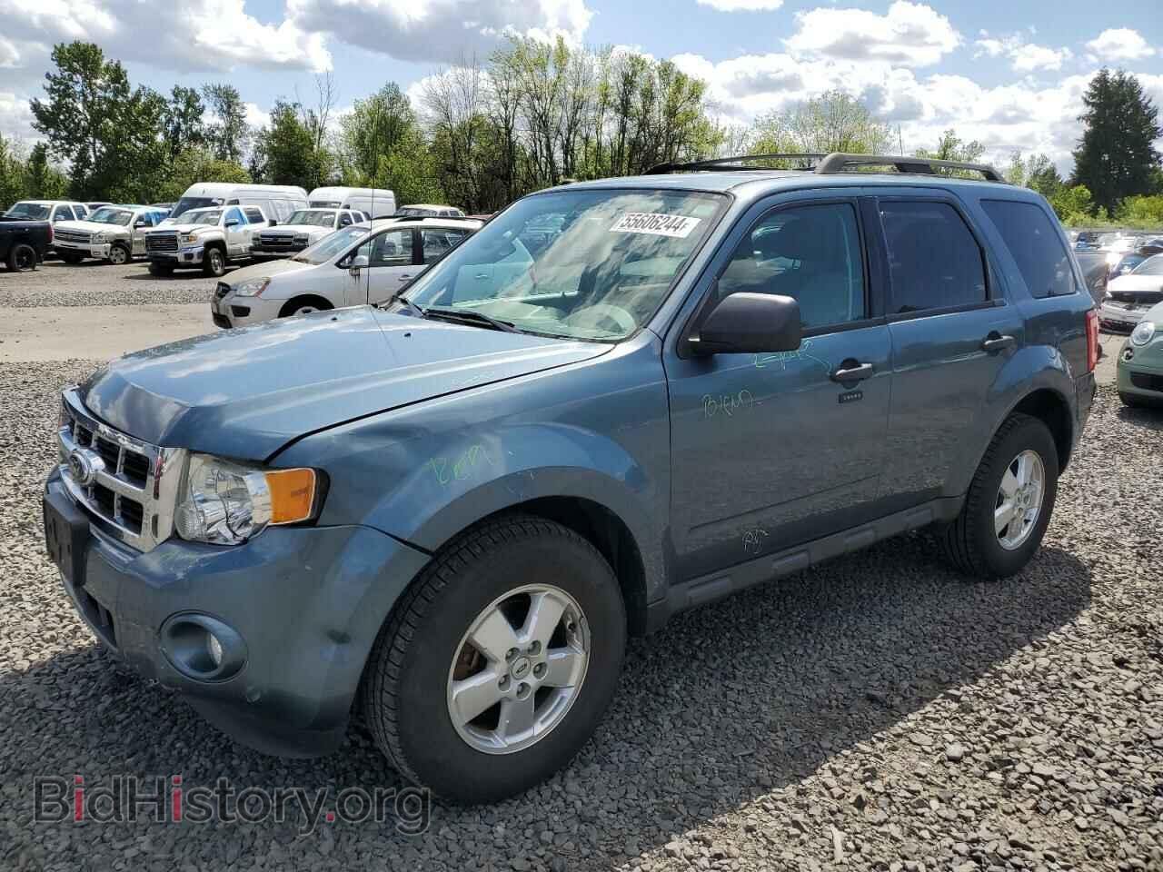 Фотография 1FMCU0DG3BKC71422 - FORD ESCAPE 2011